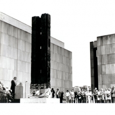 Installation of Column of the Sea 1973. Photographer unknown